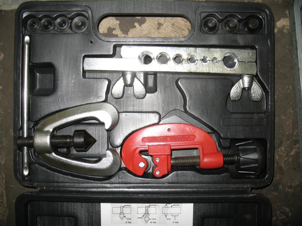Инструменты для ремонта автомобилей Тойота Лексус
